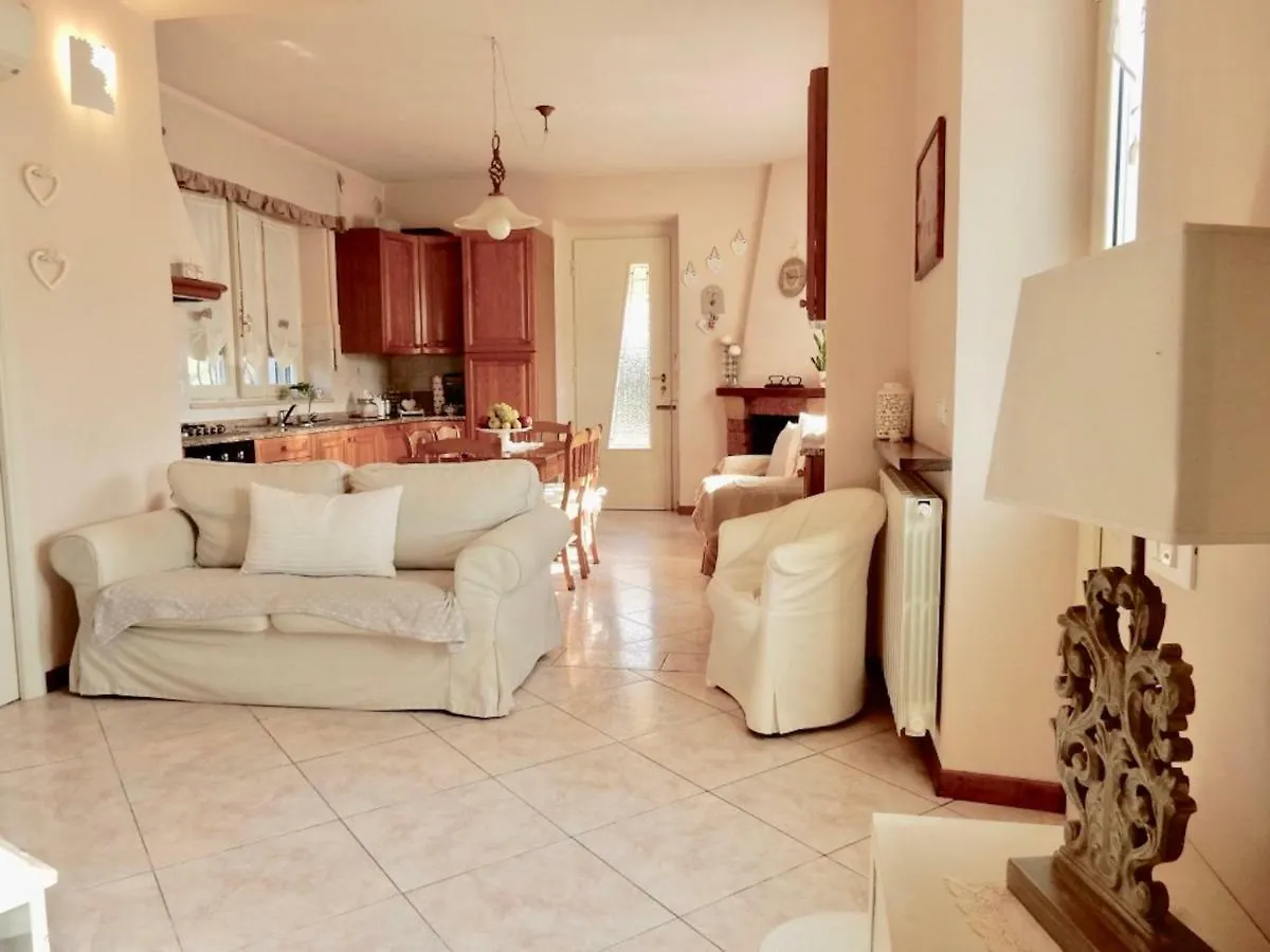 קמאיורה Villa La Palma